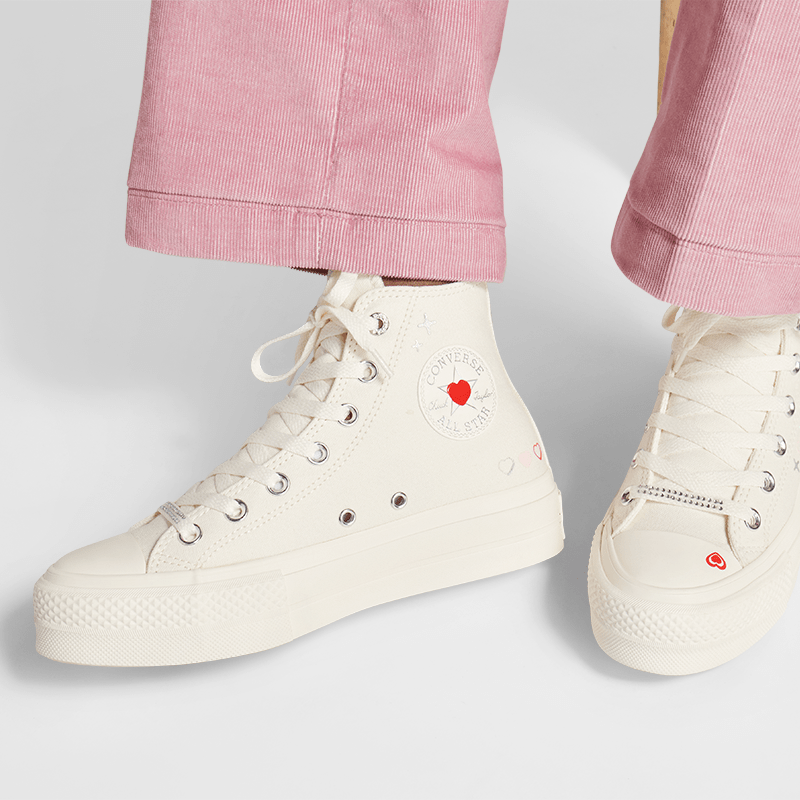Chuck Taylor All Star Lift Platform Y2K Heart