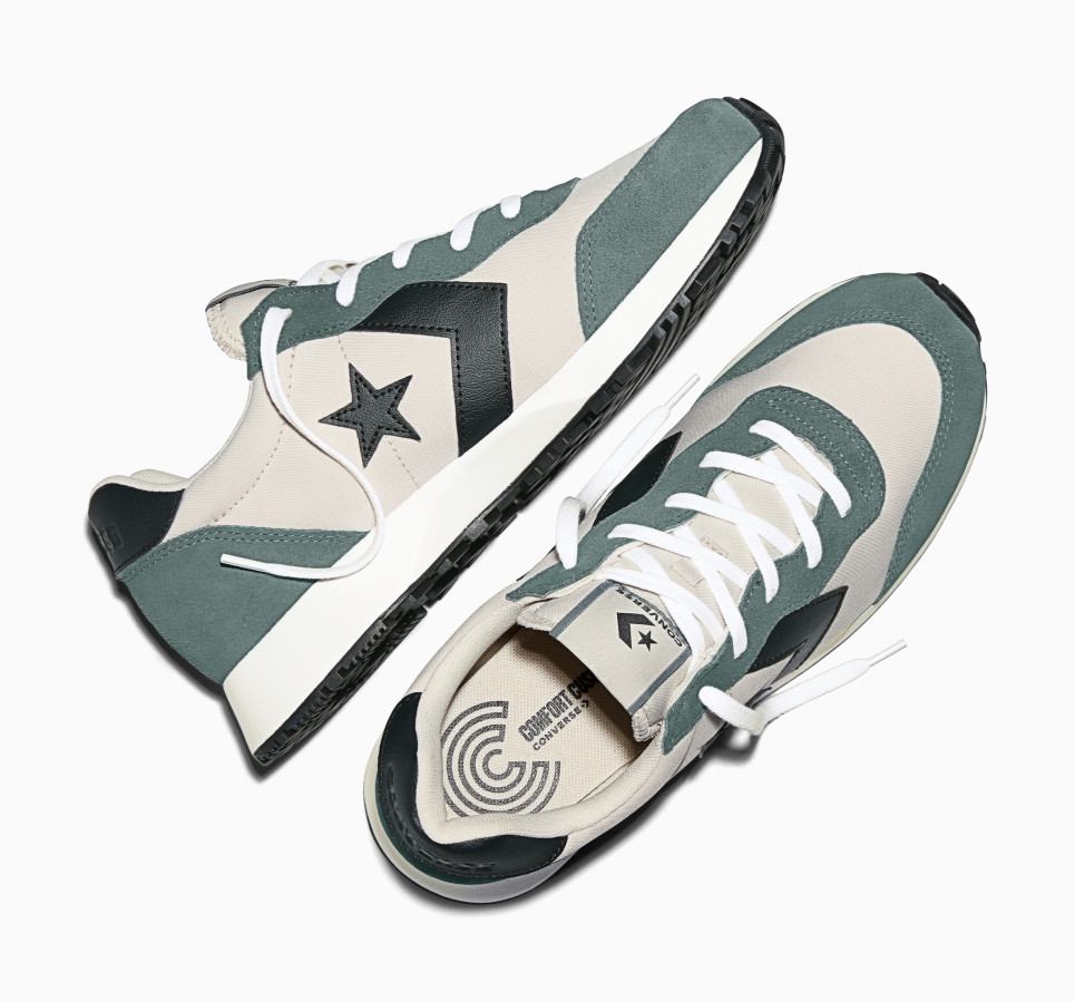 Omega Trainer Suede