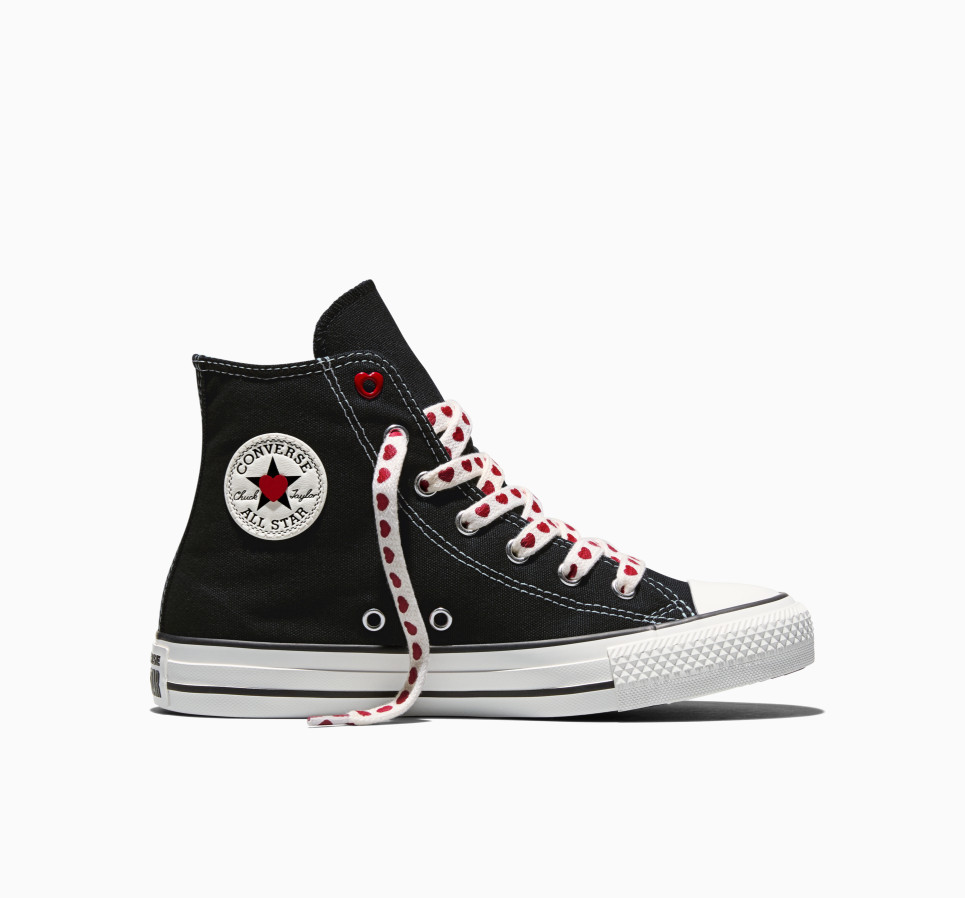 Chuck Taylor All Star Hearts