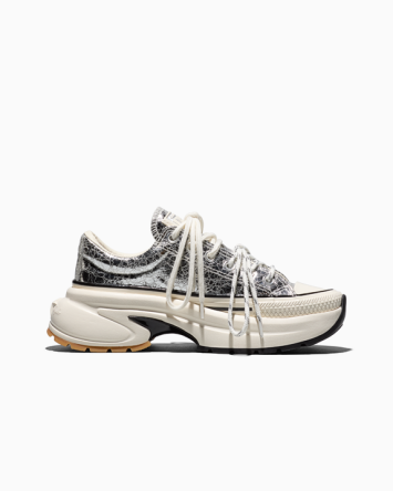 Run Star Crush Distressed Patent